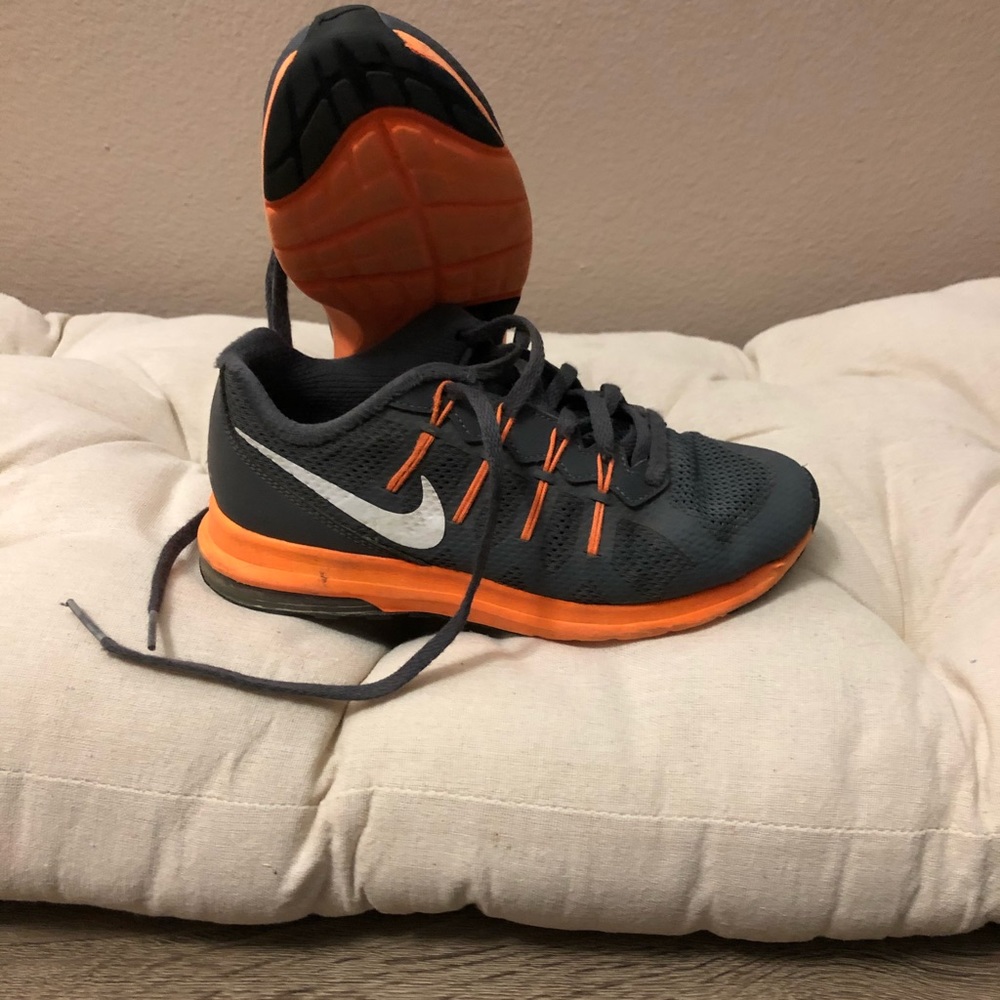 Nike boys orange/gray  shoe